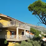 Ruzica By Interhome Apartman